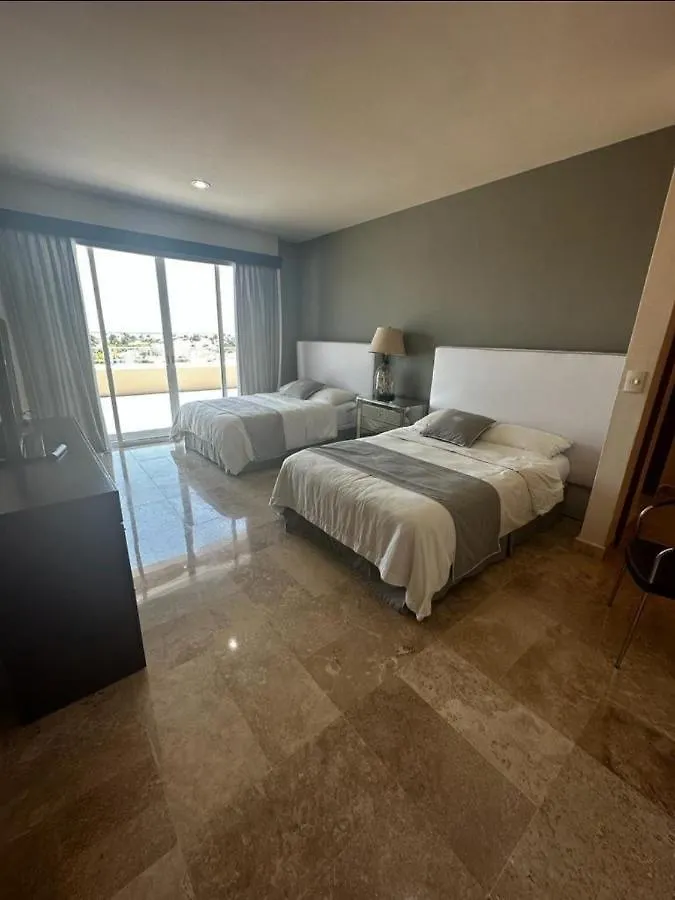 Luxury Caribe Apartment Cancun